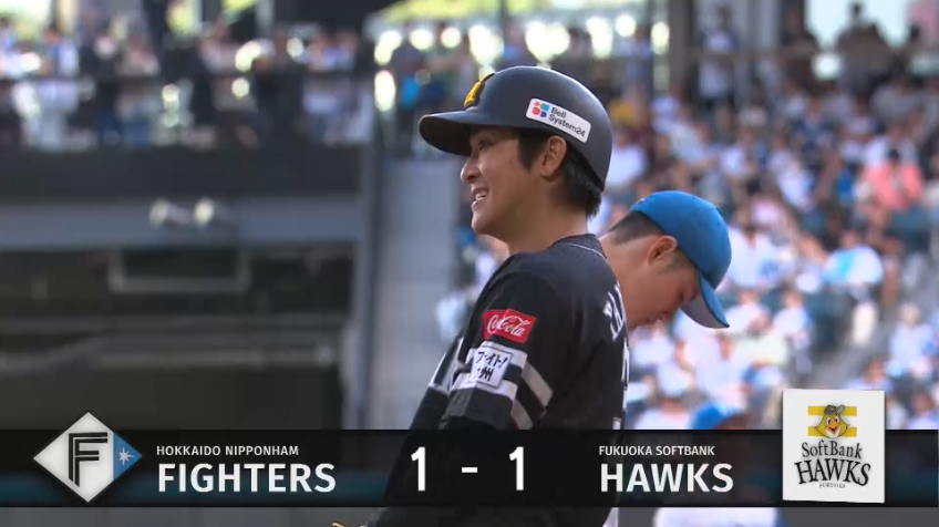 8回表・H柳町達 終盤に貴重な勝ち越し点!! センターオーバーのタイムリー3ベース!!