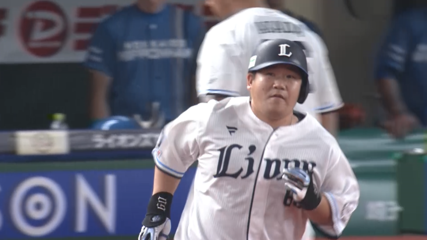 6回裏・L中村剛也 ホームランで与えた失点にはホームランで追いつく!! 今季第17号となる同点ソロホームラン!!