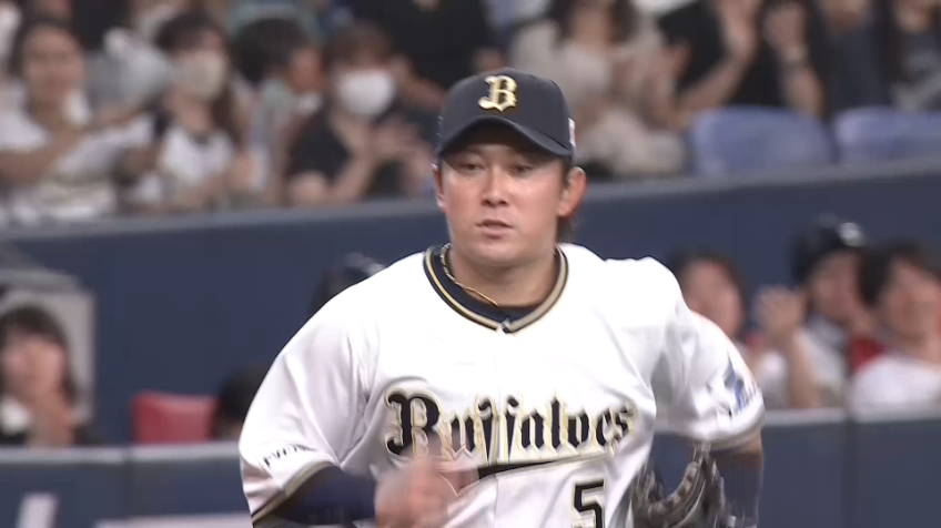 5回表・B西野真弘 ピンチを救った!! 三塁線の強烈な打球を華麗に捌く!!