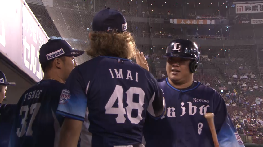 2回表・L渡部健人 崩されながらも運んだ!! 左中間へ第6号2ランホームランで先制!!