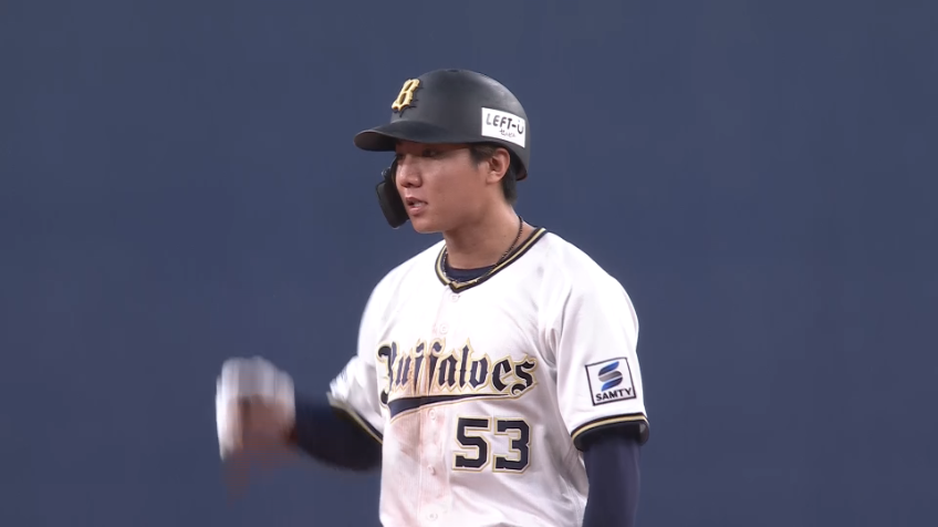 7回裏・B宜保翔 好スタートで決めた!! プロ5年目で初盗塁を記録!!
