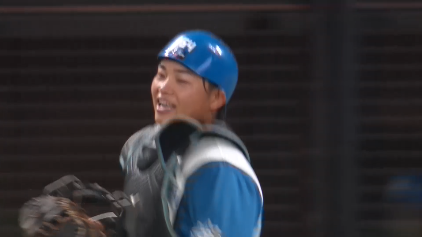 4回表・F田宮裕涼 ストライク送球!! 自慢の強肩で先発・伊藤大海を救う!!