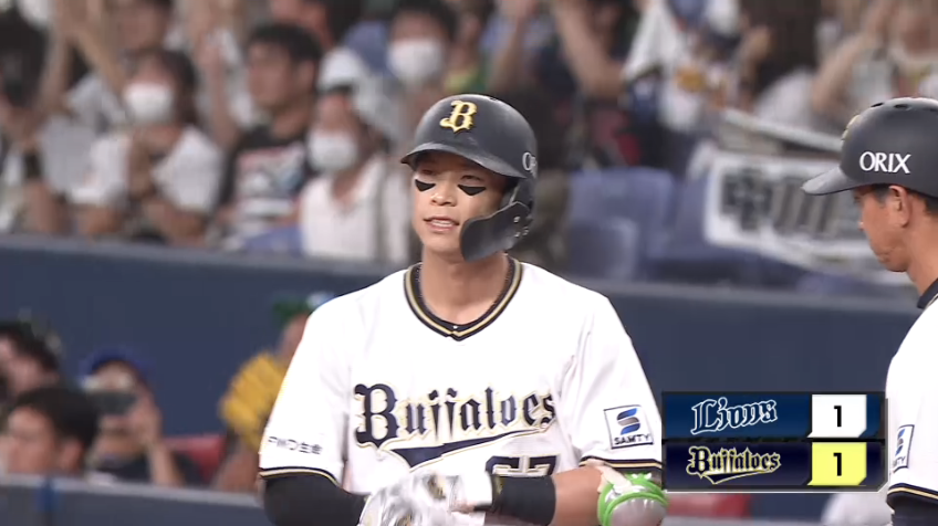 5回裏・B中川圭太 詰まりながらも運んだ!! センター前へのタイムリーヒットで同点!!