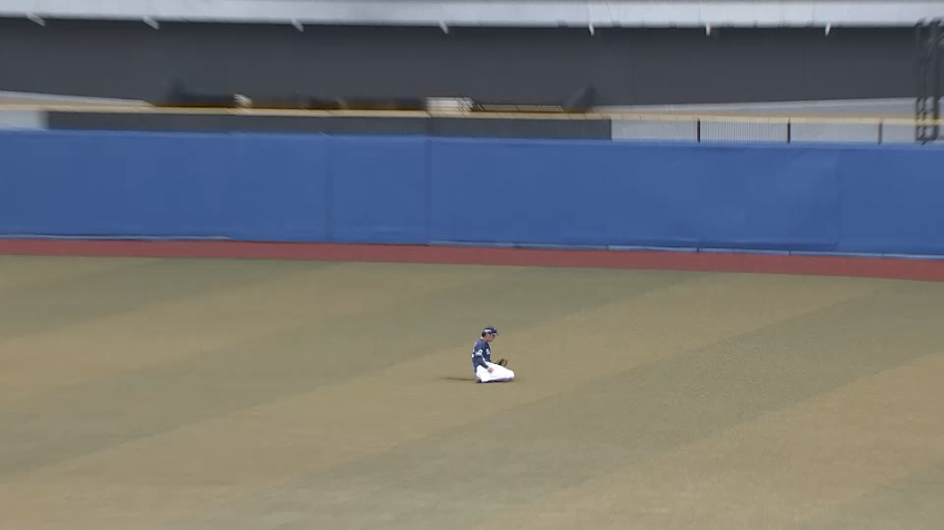 2回裏・L西川愛也 華麗な守備!! 右中間へ落ちそうな打球をスライディングキャッチ!!