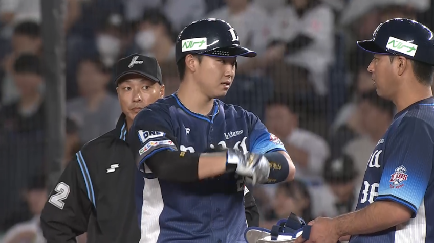 2回表・L古賀悠斗 鮮やかにセンター前へ弾き返すタイムリーヒットでリードを広げる!!