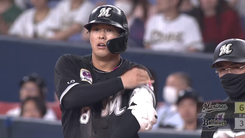 8回表・M中村奨吾 センター前への2点タイムリーヒットで突き放す!!