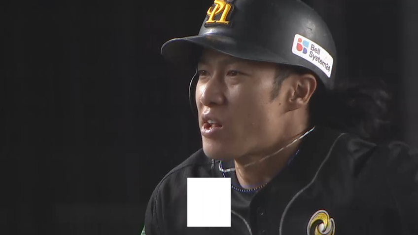 6回表・H柳田悠岐 外野手一歩も追わず!! こちらも負けじと特大2ランホームラン!!