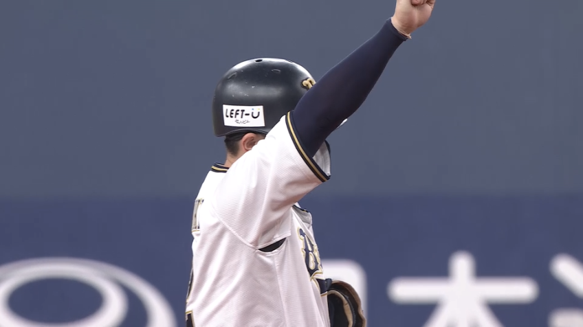 8回裏・B若月健矢 2アウトからの貴重な追加点となる逆方向へのタイムリー2ベースヒットを放つ!!